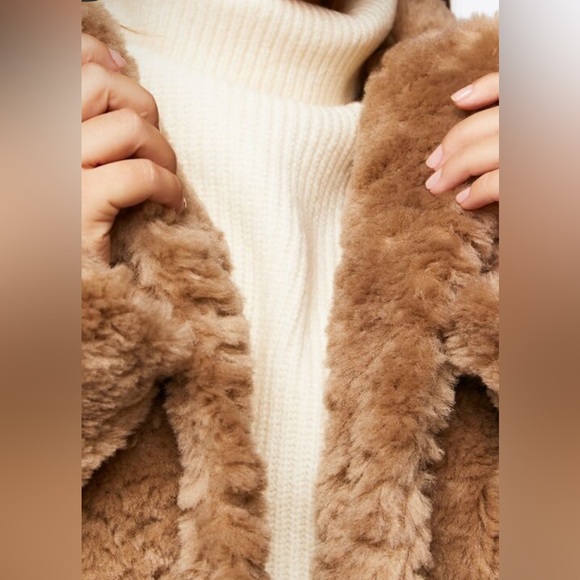 Forever 21 plus size plush teddy coat lined - Picture 5 of 8